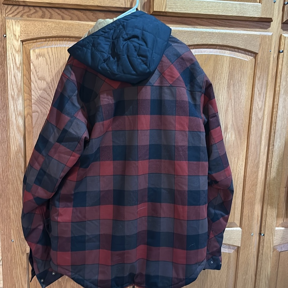 Snowboarding coat by 686 - Picture 2 of 3